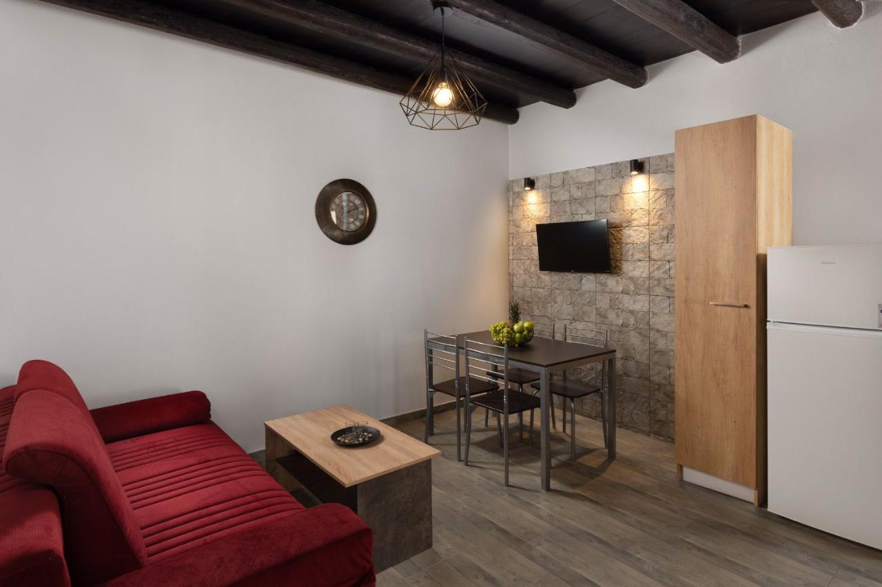 Apartments In The Center Marasia Rhodes City 외부 사진